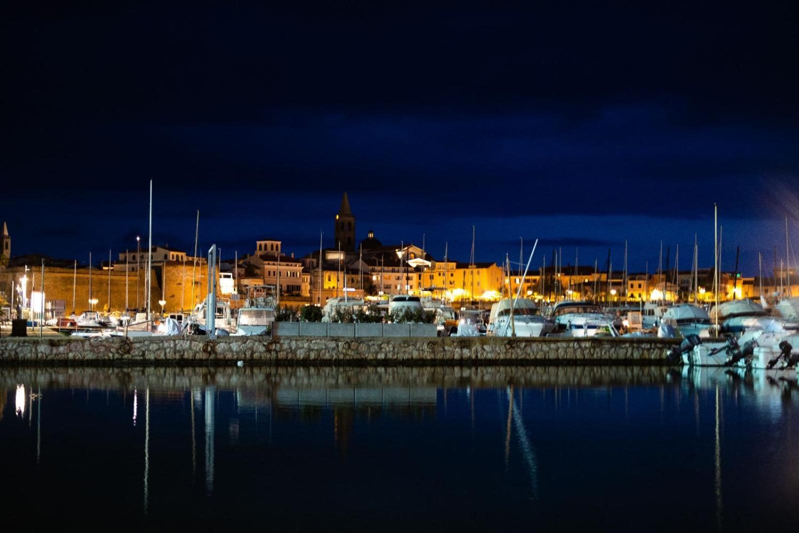 Houseboat Sardinia Hotel Alghero Exterior photo
